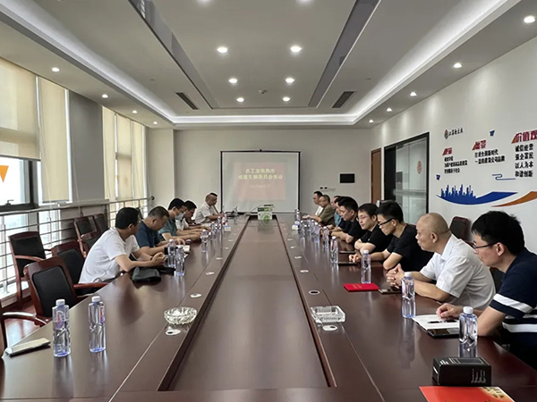 農(nóng)工黨常熟市城建支部委員會召開支部半年度工作會議 (2).jpg